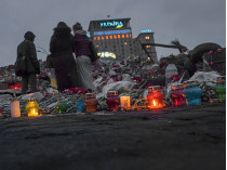 свечи памяти на Майдане