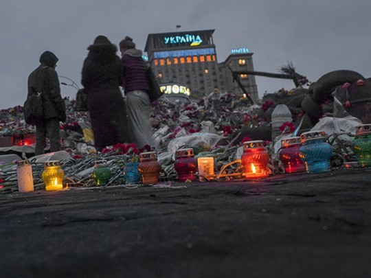 свечи памяти на Майдане