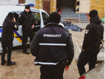 В Киеве полиция расследует загадочную смерть Нацгвардейца, выпавшего из окна многоэтажки (фото)