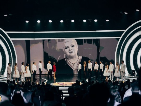 Артисты Дизель Шоу посвятили финальную песню погибшей в ДТП Марине Поплавской 