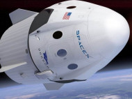 Компания Илона Маска запустила новый пилотируемый космический корабль (фото, видео)