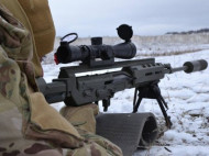 «Ужалил боец ООС»: в сети показали видео уничтожения снайпера боевиков на Донбассе