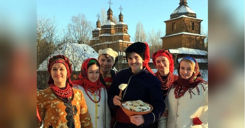 Почему Масленицу в народе называли праздником вкусной еды и «белой неделей»?