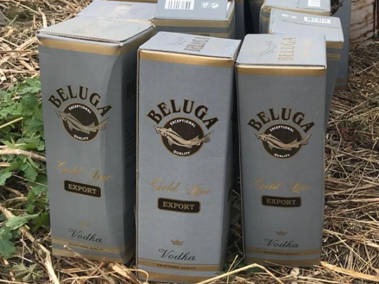 В Винникой области из дома пенсионерки изъяли 1200 литров «элитного» алкоголя (фото)