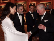 Джордж и Амаль Клуни побывали на ужине в Букингемском дворце (фото)