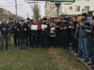 Оккупанты приговорили четырех крымских татар к тюрьме, обвинив в терроризме