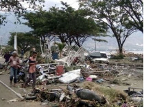 Разрушения после цунами