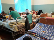 Старая мебель и облезлые стены: в сети показали фото жуткого состояния детской больницы на Волыни