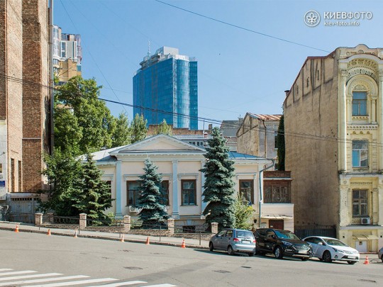 улица Крутой спуск в Киеве