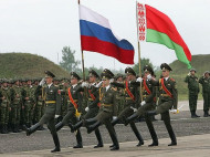 Путин запланировал новые масштабные учения с Беларусью