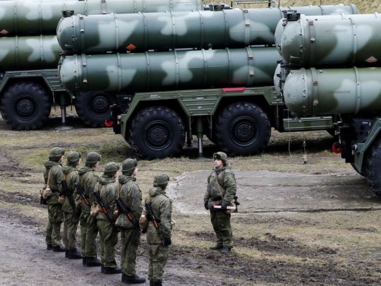 Российские военные и техника в Крыму
