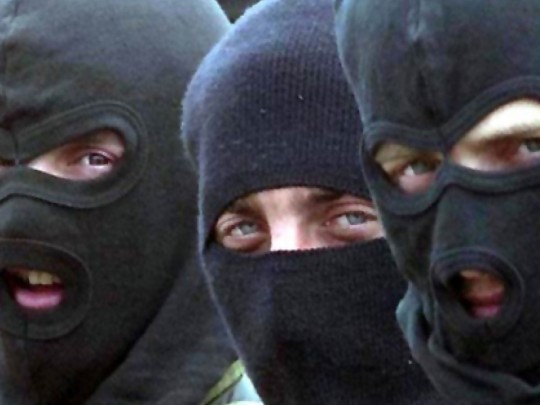 Преступники в масках