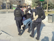 В полиции назвали причину скандального задержания активиста на Майдане Независимости