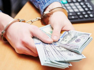 В Одессе на взятке 10 тысяч долларов задержан прокурор