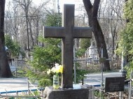 Поминальные дни на кладбищах Киева: обнародован график 