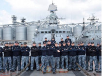 Командование и военные моряки ВМС Украины