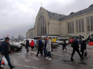 В Киеве ищут взрывчатку на Центральном железнодорожном вокзале