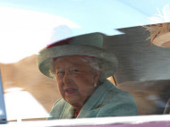Королева Елизавета в свой день рождения посетила пасхальную службу вместе с Кейт Миддлтон и Уильямом (фото, видео)