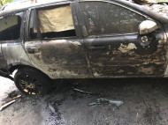 В Днепре сожгли авто редактора известной газеты (фото)