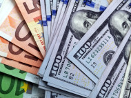 Доллар и евро продолжают дешеветь: курс валют на 8 мая