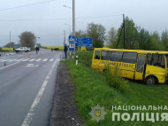 На Волыни школьный автобус попал в смертельное ДТП (фото, видео)