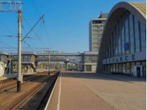 железнодорожный вокзал Луганска