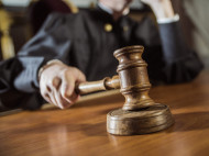 В суде, признавшем незаконной национализацию ПриватБанка, заболели сразу 34 судьи