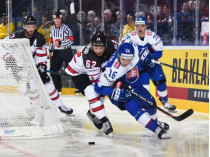 Канада на последней секунде забросила победную шайбу хозяевам ЧМ по хоккею: видеообзоры матчей