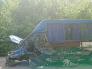 Кровавое ДТП под Винницей: в автокатастрофе с участием маршрутки есть жертвы (фото)