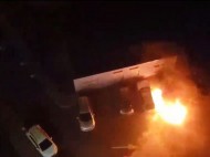 В Киеве за ночь сожгли пять авто: фото и видео с места ЧП