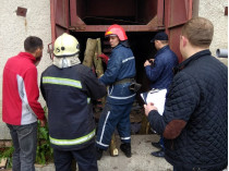 На Львовщине оборвавшийся грузовой лифт раздавил двух людей