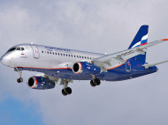 Не реагировали на крики пассажиров: в России произошло новое ЧП с Sukhoi Superjet