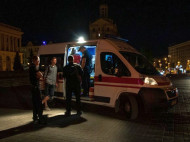 В центре Киева произошла драка с поножовщиной: детали и фото с места происшествия