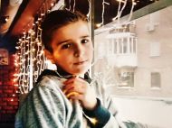 В киевской школе матери не дали повесить в классе фото погибшего сына: все подробности скандала