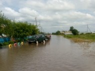  В Украине сильные ливни затопили три области (фото)