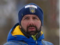 Сборная Украины по биатлону осталась без тренера