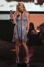 Бритни спирс получила сразу три престижные награды телеканала mtv