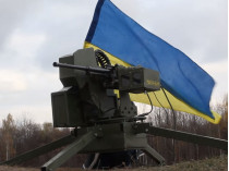 Подняли флаг Украины прямо под носом у оккупантов: опубликовано видео дерзкой «диверсии» ВСУ на Донбассе