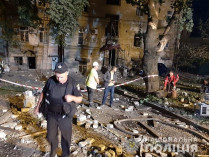 Полиция назвала предварительну причину ночного взрыва в центре Киева (фото)