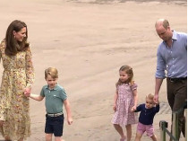 Кейт и Уильям с тремя детьми