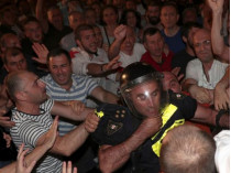 Стычка демонстрантов с полицией в Тбилиси