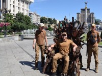 «Железный трон» на Майдане