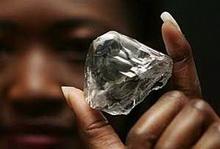 В африканской стране лесото найден гигантский алмаз весом 478 карат