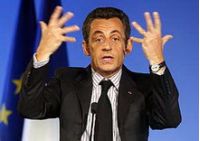 По распоряжению жака ширака французская разведка несколько лет собирала компромат на николя саркози и других известных политиков