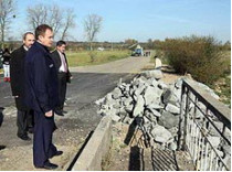 Владимир шандра: «за три месяца удалось построить 184 новых автомобильных моста и восстановить более 250 разрушенных»