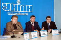 Виктор пилипишин: «киеву следует срочно менять идеологию управления»