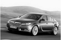 Opel insignia, признанный «автомобилем года» в европе, будет распознавать дорожные знаки