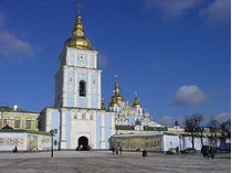 Михайловский златоверхий в киеве признан одним из самых красивых монастырей в мире