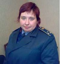 Представившись ревизором, мошенница в военной форме получила от конотопских офицеров 800 долларов