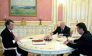 Виктор ющенко: все договоренности между политическими силами, начиная с универсала, демонстративно игнорируются